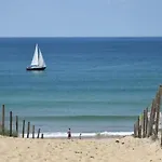 Beautiful Wood-frame House With Near The Ocean Moliets-et-Maa