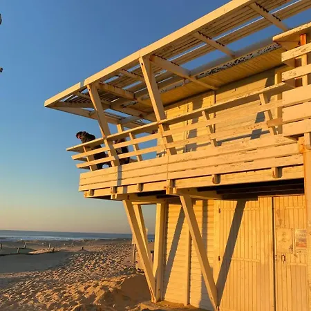 Σπίτι διακοπών Beautiful Wood-frame House With Near The Ocean